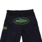 Corteiz-Guerillaz-Shorts-Black-Green.webp